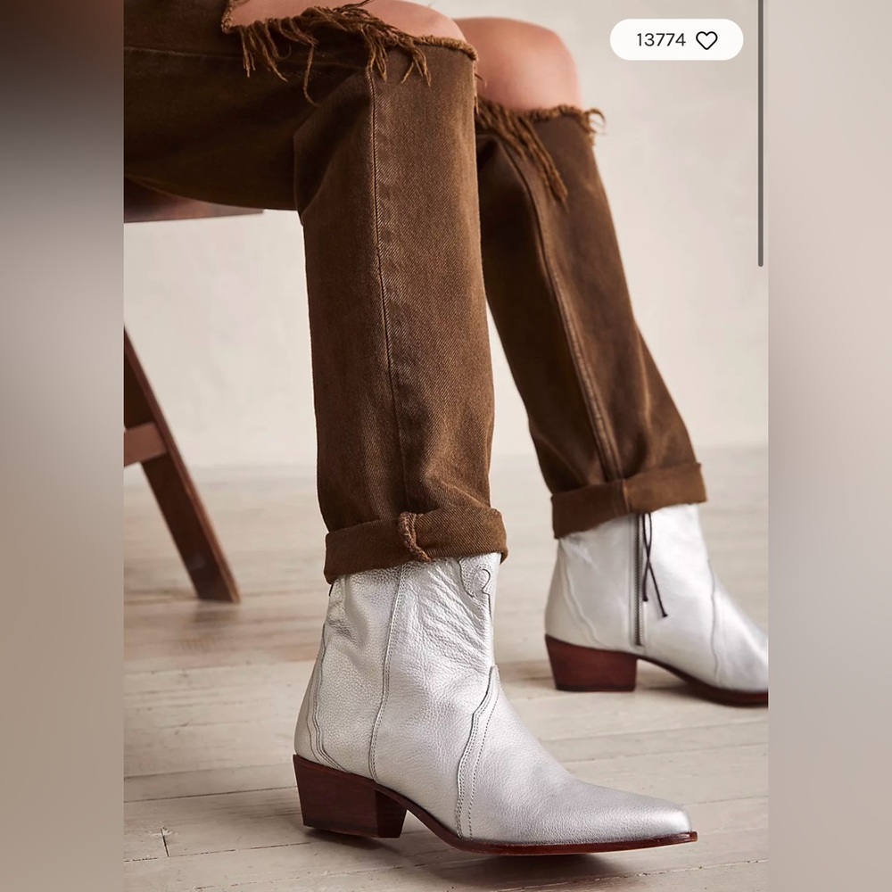 Free People New Frontier Cowboy Bootie Color Metallic Silver Size 11 - Picture 2 of 12